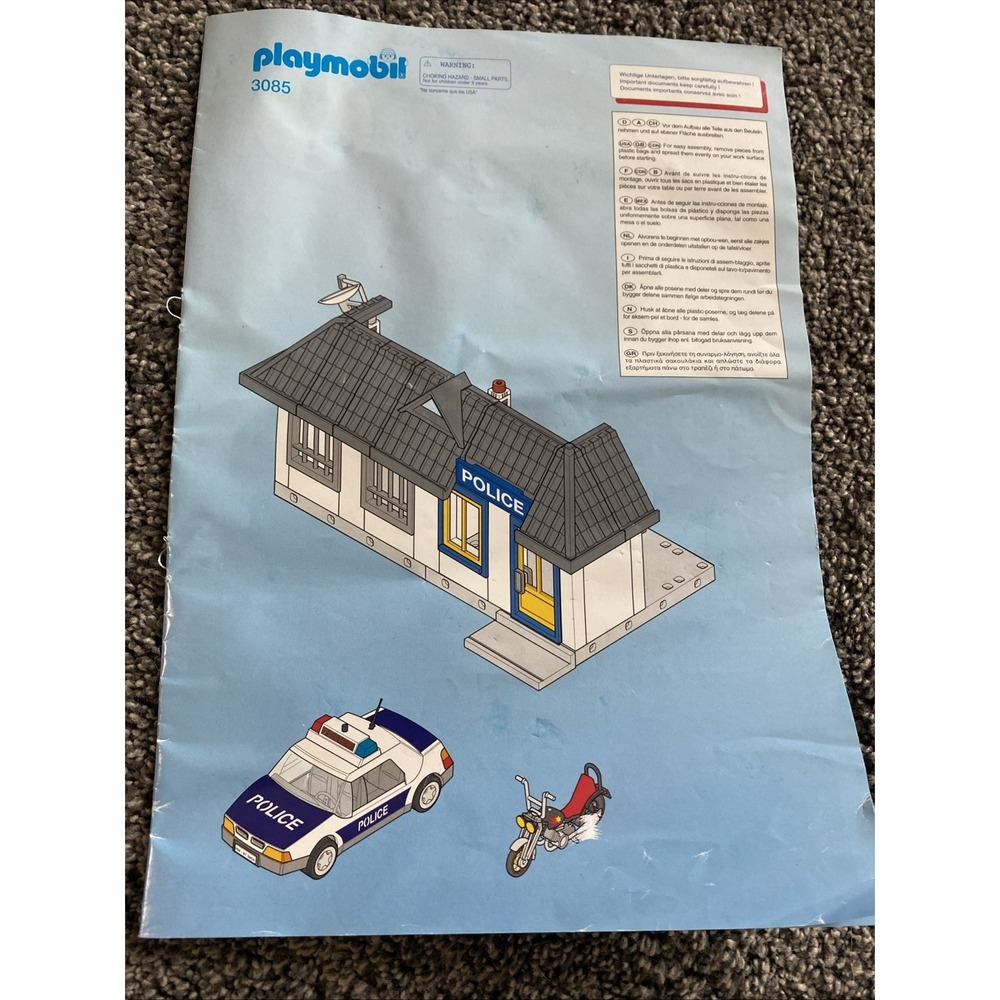 Vintage Playmobil Set 3085 Police Station Adventure Set With Extra People & Accs - Picture 9 of 16
